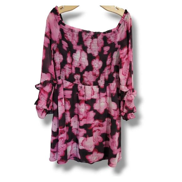 Bar III Women's Smocked Off-The-Shoulder Mini Dress - large - Picture 5 of 8